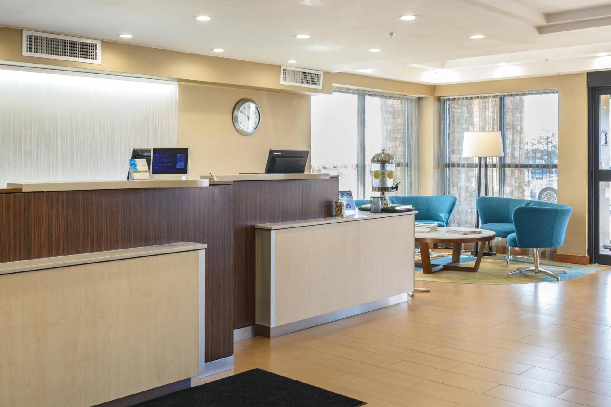 Fairfield Inn Manchester - Boston Regional Airport Kültér fotó