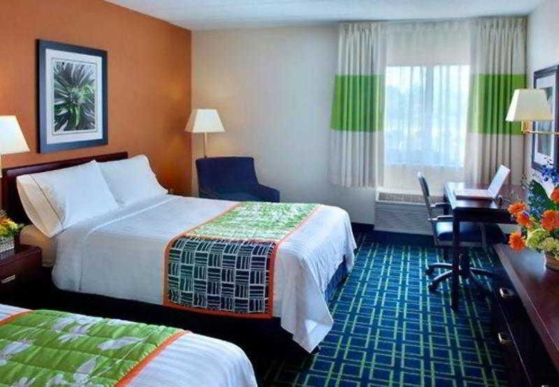 Fairfield Inn Manchester - Boston Regional Airport Szoba fotó